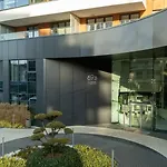 Wislane Tarasy 2 0 Modern Space By Bookinghost