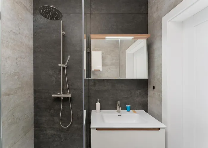 Wislane Tarasy 2 0 Modern Space By Bookinghost *